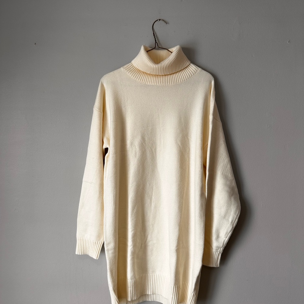 Women's Cream Turtleneck Sweater
